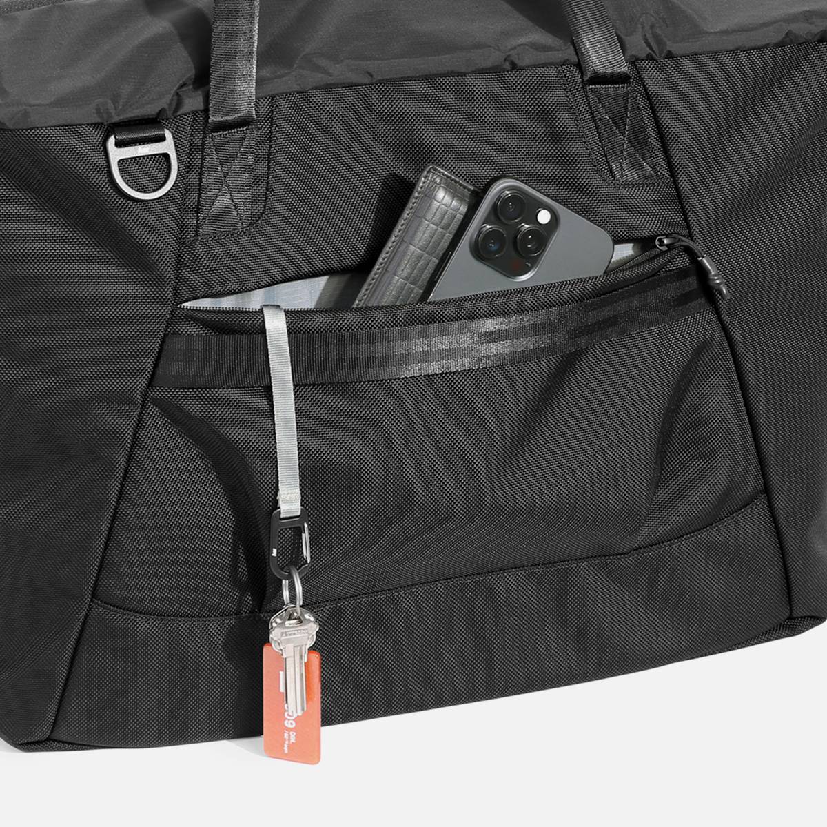Field Duffel Max — Black view 5